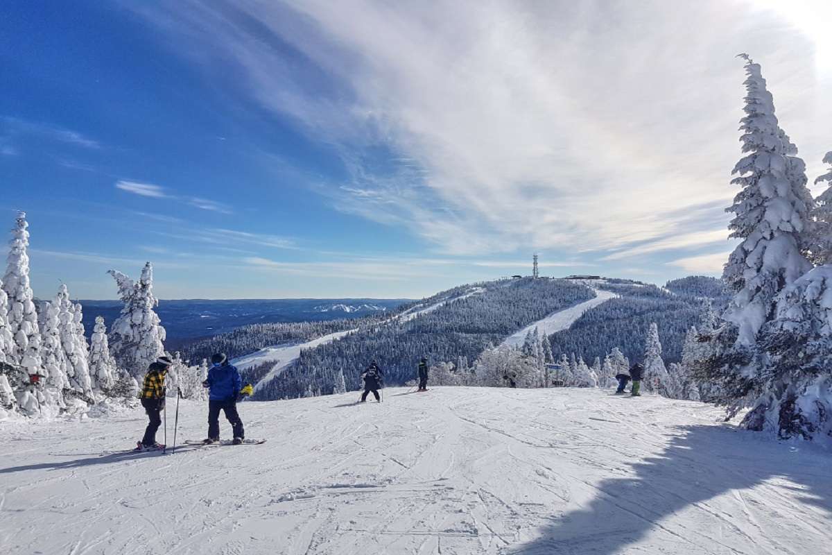 traveling-with-dogs-in-canada-Mont Tremblant